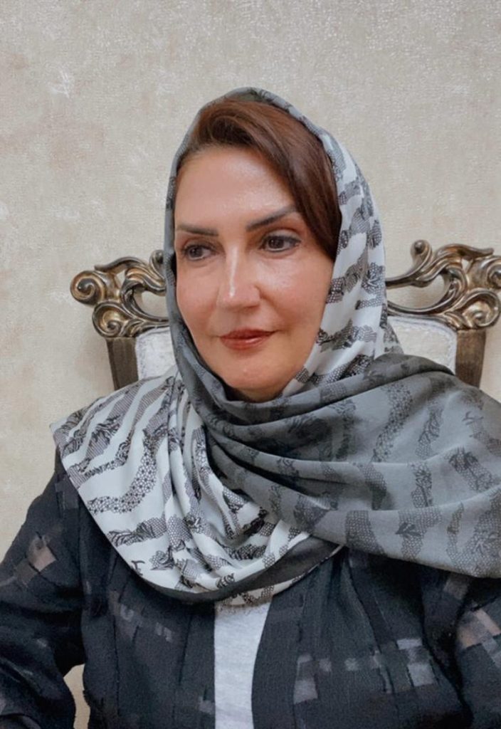 خانم منصوره ساداتی(روانشناس تهران)